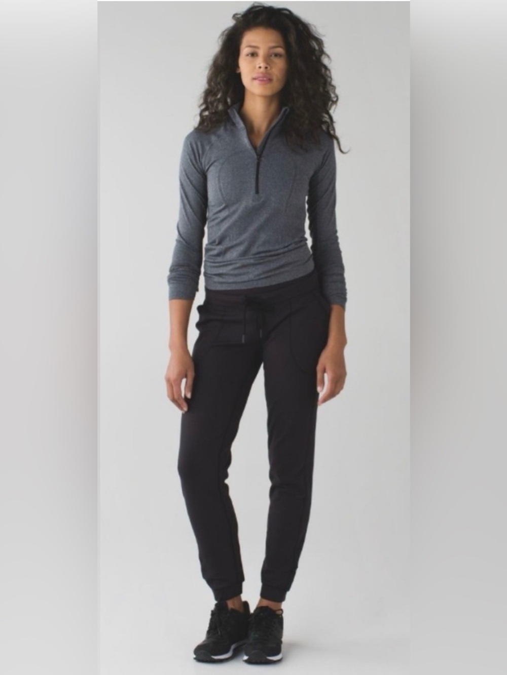 Lululemon Base Runner Pants Womens Black Size 6 Jogger Athletic Workout Gym Yoga